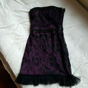 Lyndia lace dress w/beading at bodice top & waist